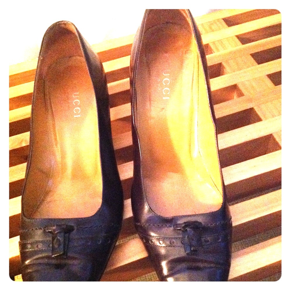 Gucci brown shoes